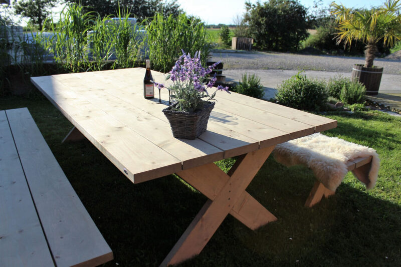 Plankebord med 2 bænke idalund design